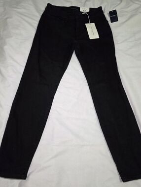 Lucky Brand Lola Low Rise Classic Black Wash Skinny Jeans- Size 6 NWT $99